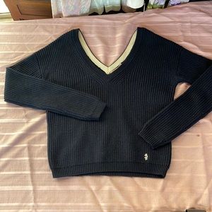 Juicy Couture v nevk navy knit sweater with charm NWOT